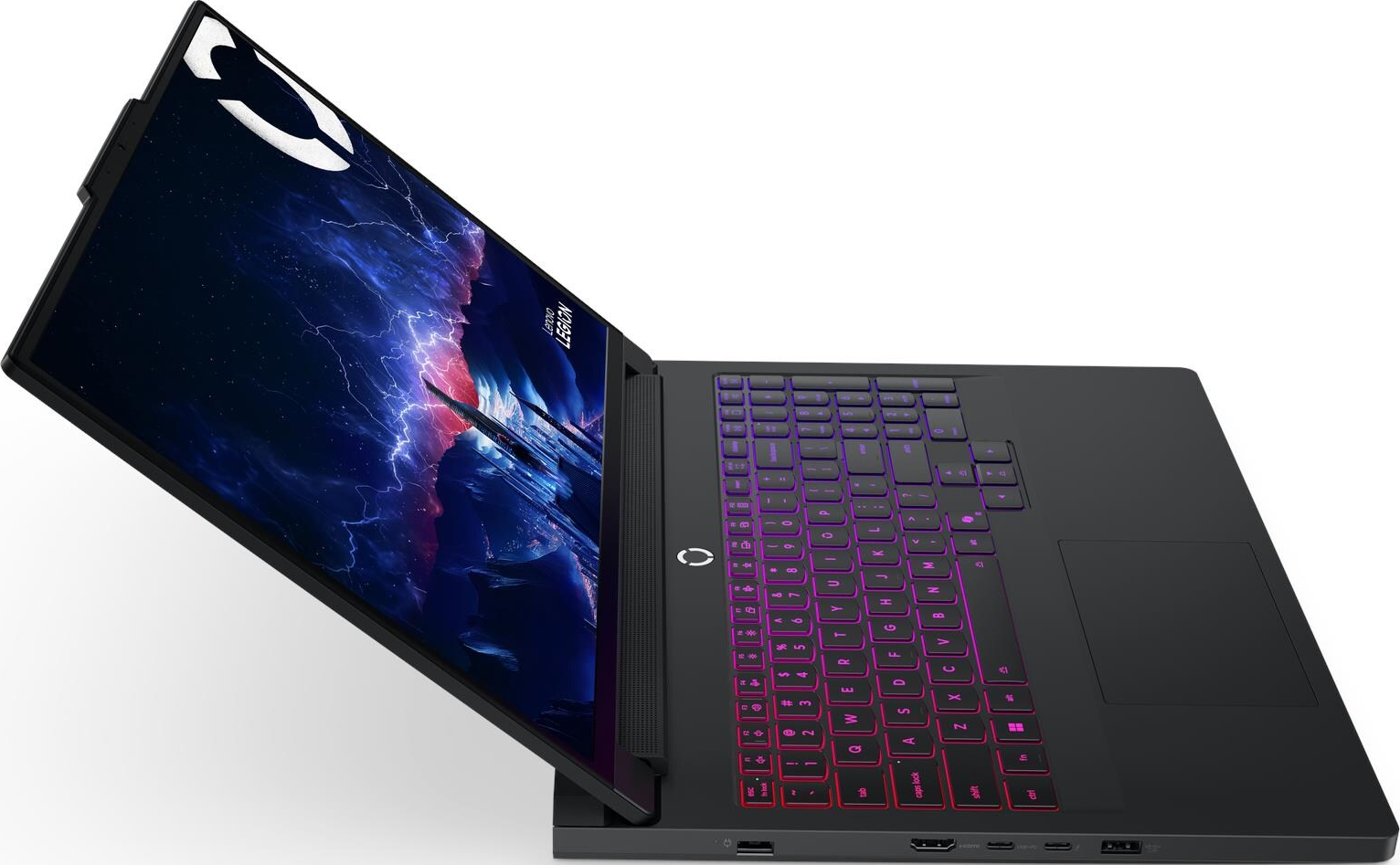 Schwarzer Lenovo Legion Laptop mit Hintergrundbeleuchtung. Display zeigt futuristische Szene. Laptop ist auf weißer Oberfläche geöffnet.