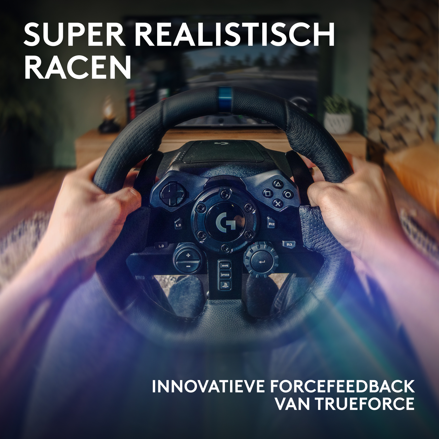 Hands holding a black steering wheel with controls. Text reads 'SUPER REALISTISCH RACEN' and 'INNOVATIEVE FORCEFEEDBACK VAN TRUEFORCE'.