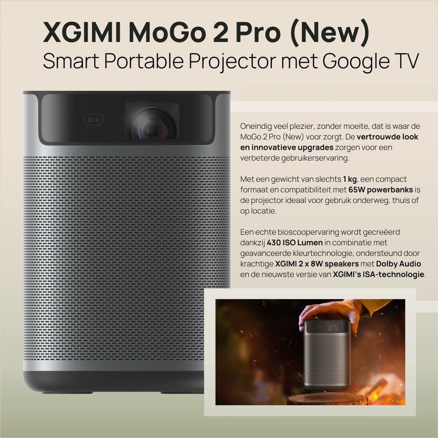 Een zwarte en grijze draagbare projector op een beige achtergrond. Tekst beschrijft de kenmerken van de projector.