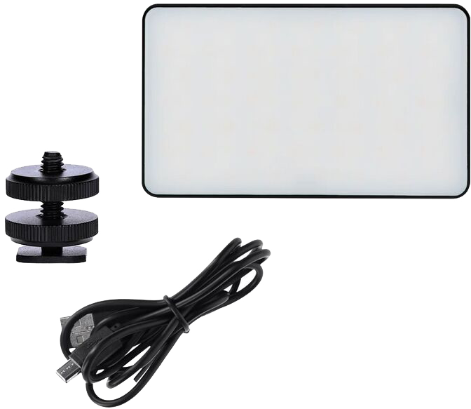 Ein schwarzes LED-Lichtpanel, ein USB-Kabel und eine Kamerahalterung auf weißem Hintergrund. Das Licht ist rechteckig und leuchtet.