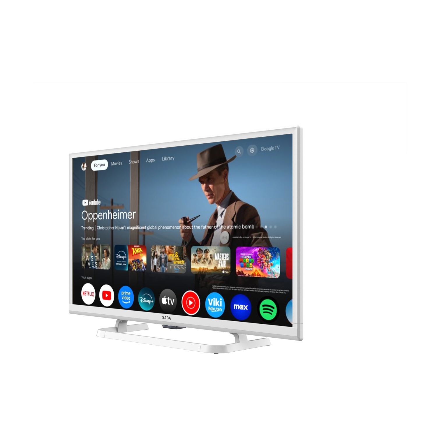 Un televisore bianco mostra l'app YouTube con consigli sui film, tra cui 'Oppenheimer'. Il televisore ha i loghi di vari servizi di streaming.