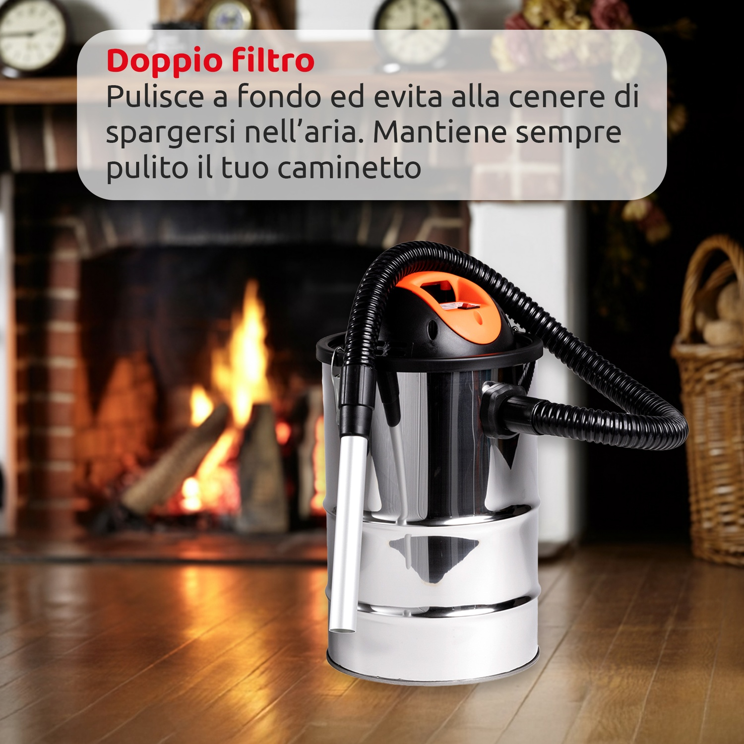 Un aspirapolvere è davanti a un camino con fiamme ardenti. L'aspirapolvere è argento e nero, con una parte superiore arancione.