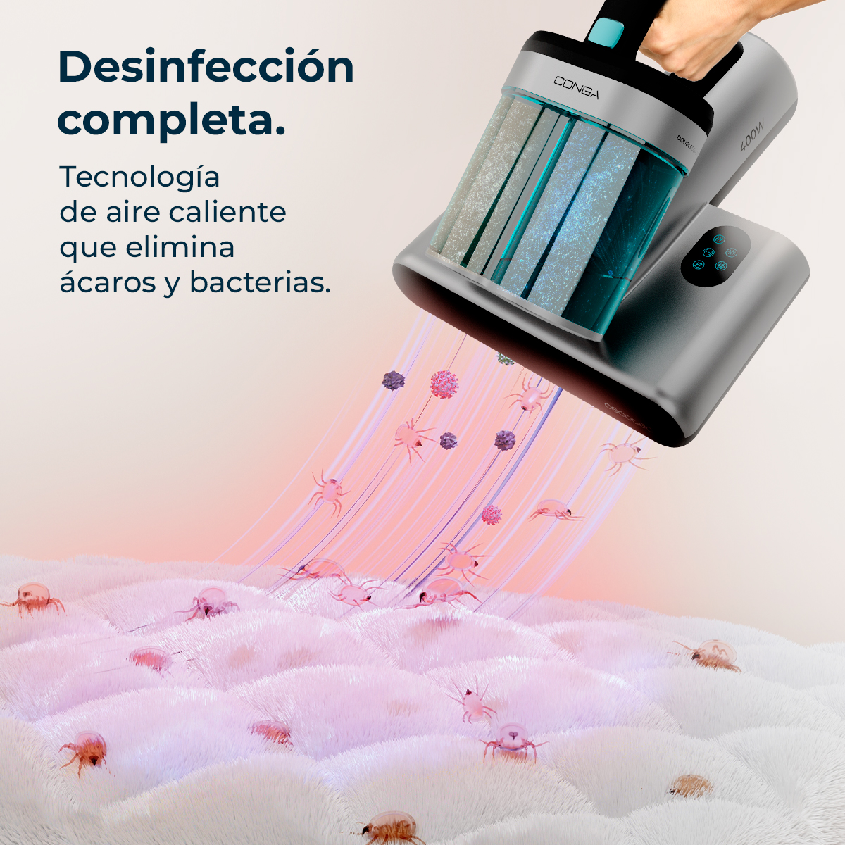 Una aspiradora emitiendo rayos sobre una superficie blanca con pequeños insectos, con texto que indica la desinfección completa de ácaros y bacterias.