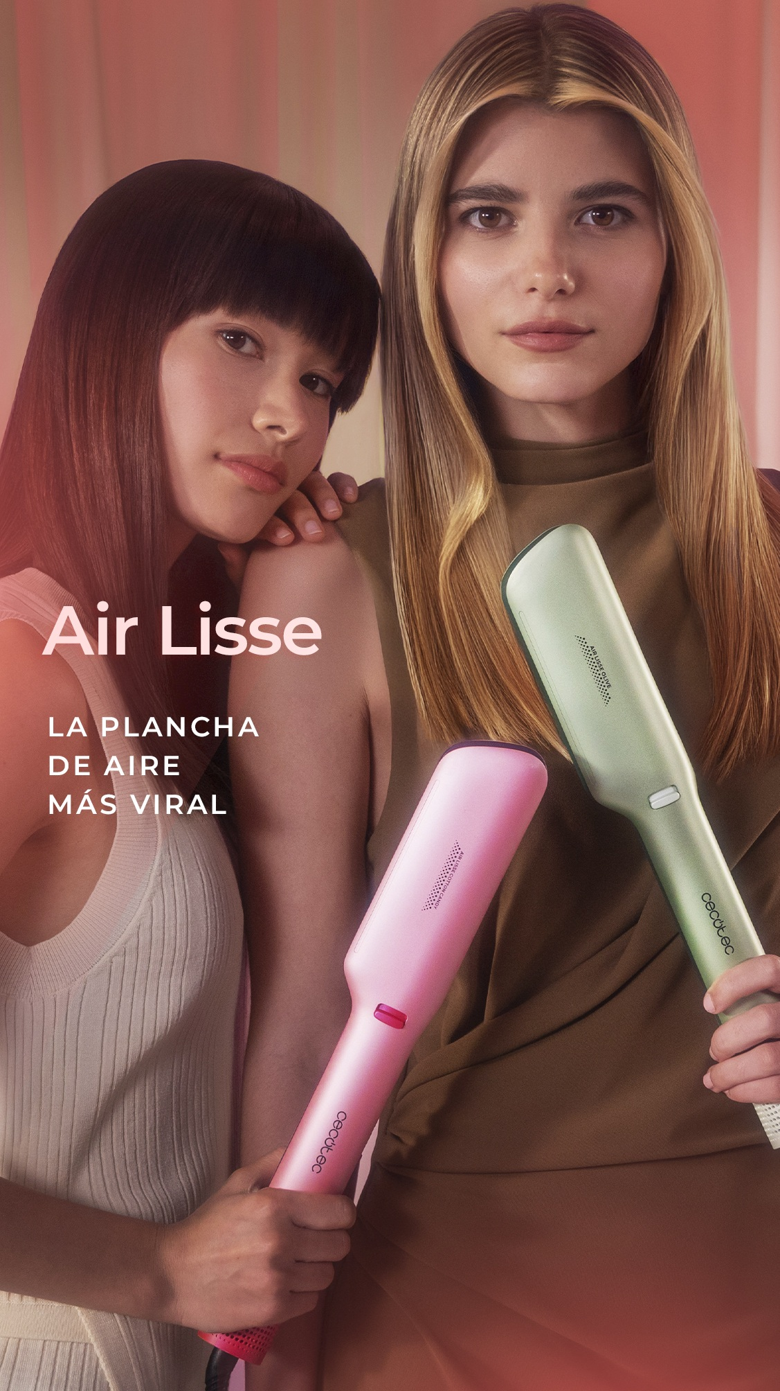 Dos mujeres sostienen planchas para el cabello. Una rosa, otra verde. El texto dice 'Air Lisse' y 'La plancha de aire más viral'.