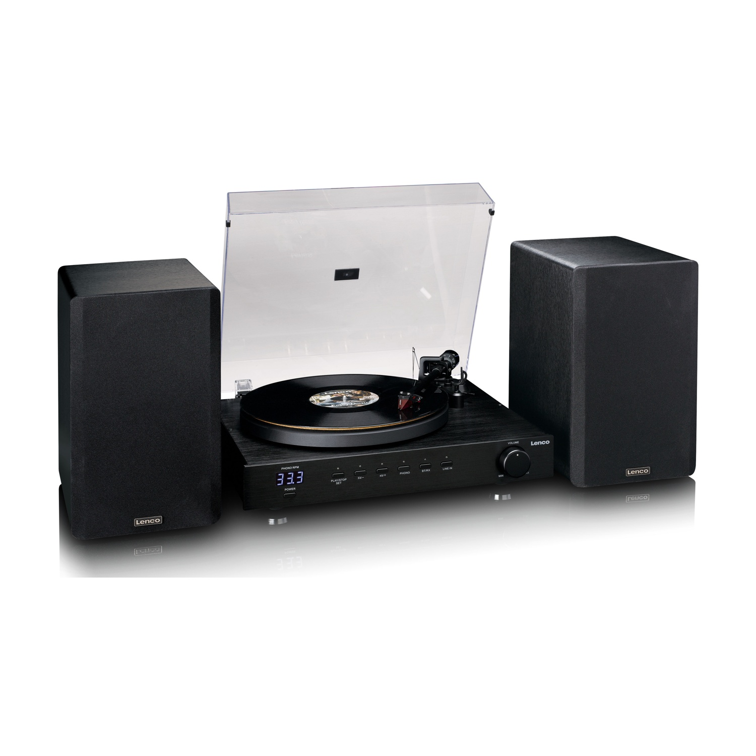 Un giradischi nero con un disco, due altoparlanti neri e una copertura trasparente, il tutto su sfondo bianco.