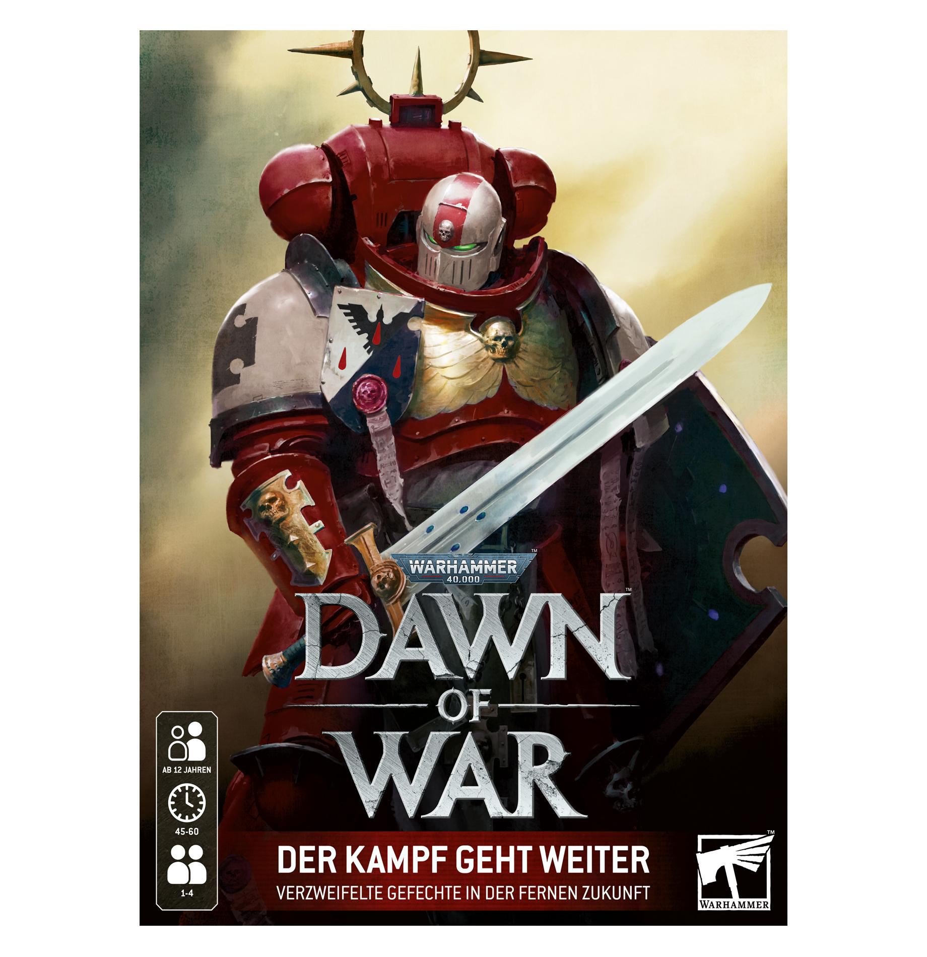Ein Space Marine von Warhammer 40.000 hält ein Schwert, auf einer Spielbox. Rote Rüstung, Totenkopf auf Helm und ein Schild.