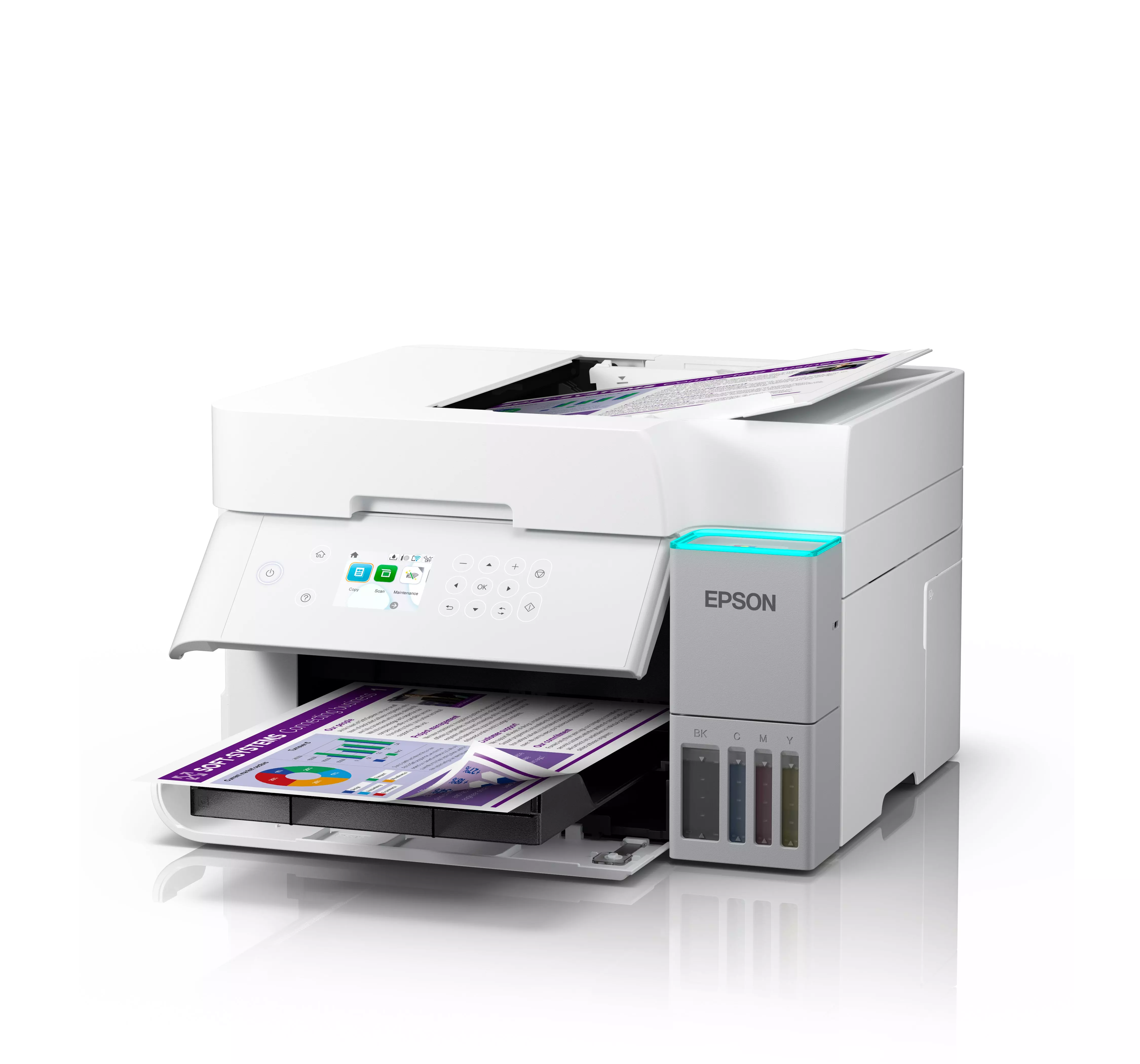 Egy fehér Epson nyomtató nyomtatott dokumentumokkal a kimeneti tálcában. Van egy vezérlőpanelje és tintajelzői.