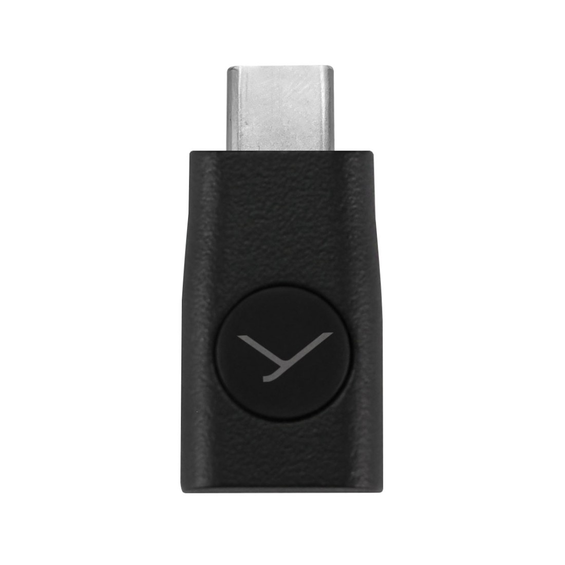Ein schwarzer USB-C-Adapter mit silbernem Stecker. Er hat ein rundes Logo mit einem gebogenen Pfeil. Der Hintergrund ist weiß.