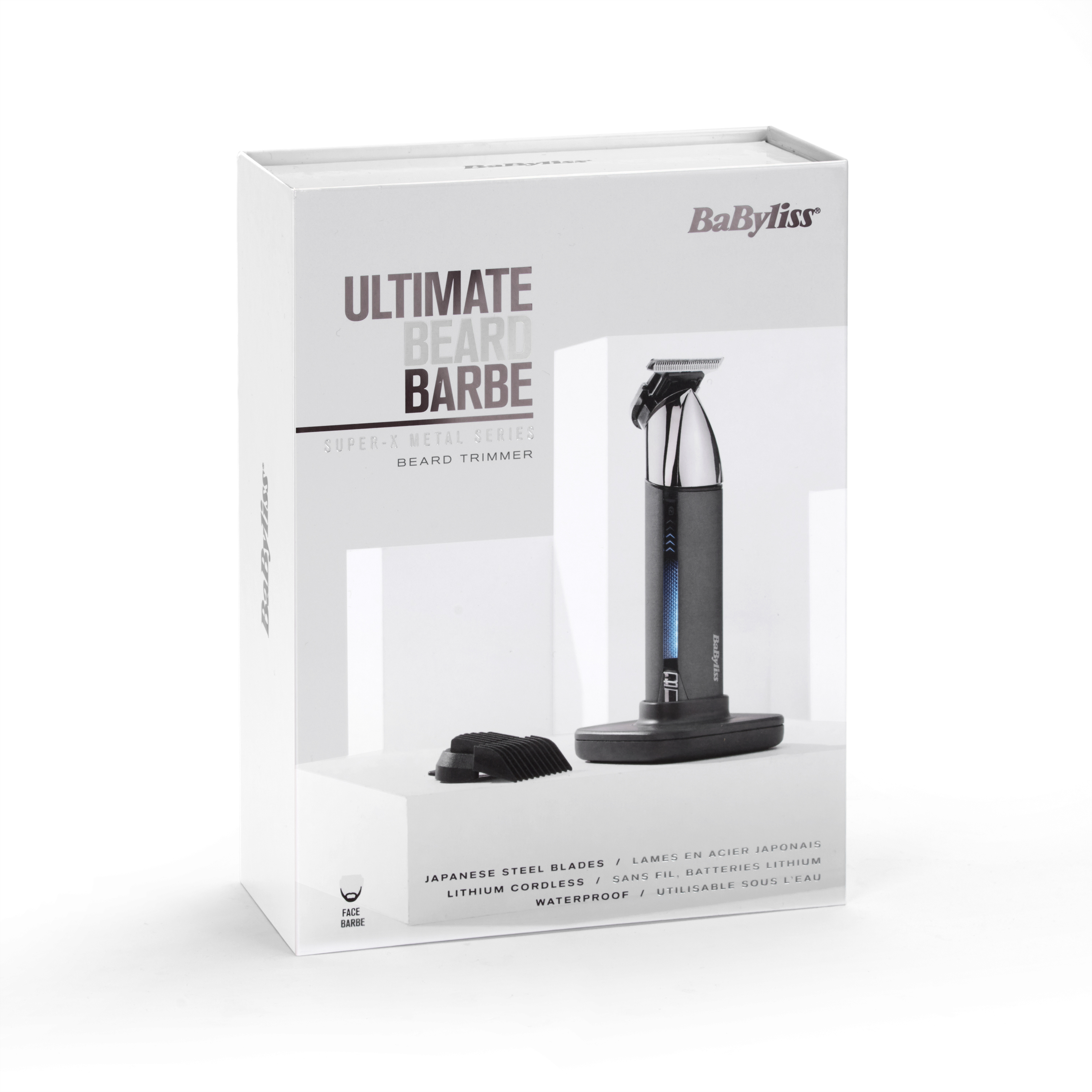 Eine weiße Schachtel mit einem Bartschneider der Marke Babyliss. Die Schachtel hat Text, und der Trimmer ist grau und silber.