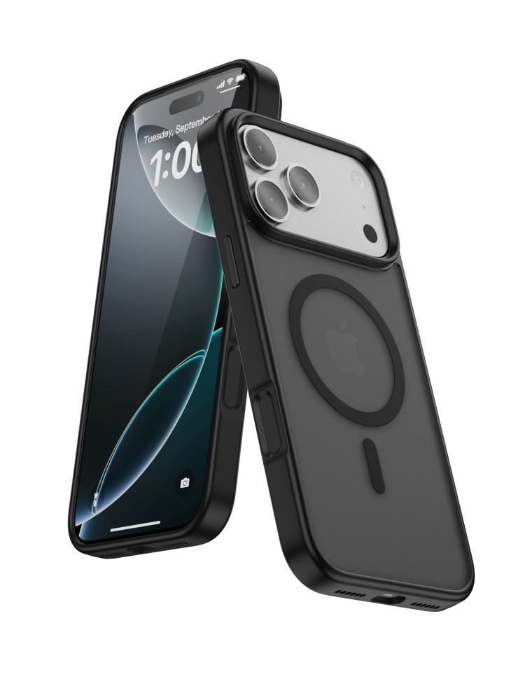 Két fekete iPhone átlátszó tokkal. Az egyik a képernyőt mutatja az idővel. A másik a hátlapot a kamerák lencséivel.