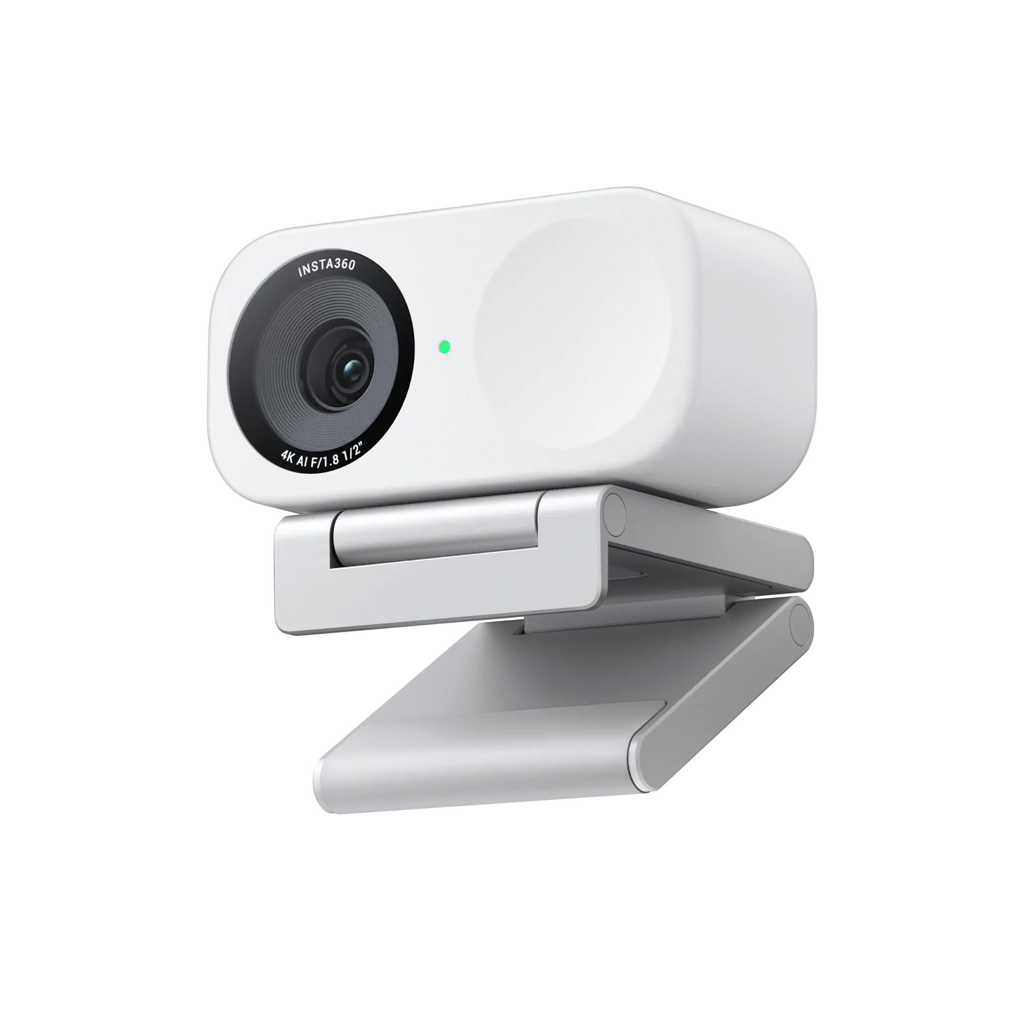 Eine weiße Insta360-Webcam mit großem Objektiv, grüner Statusleuchte und silbernem, verstellbarem Ständer, isoliert auf Weiß.