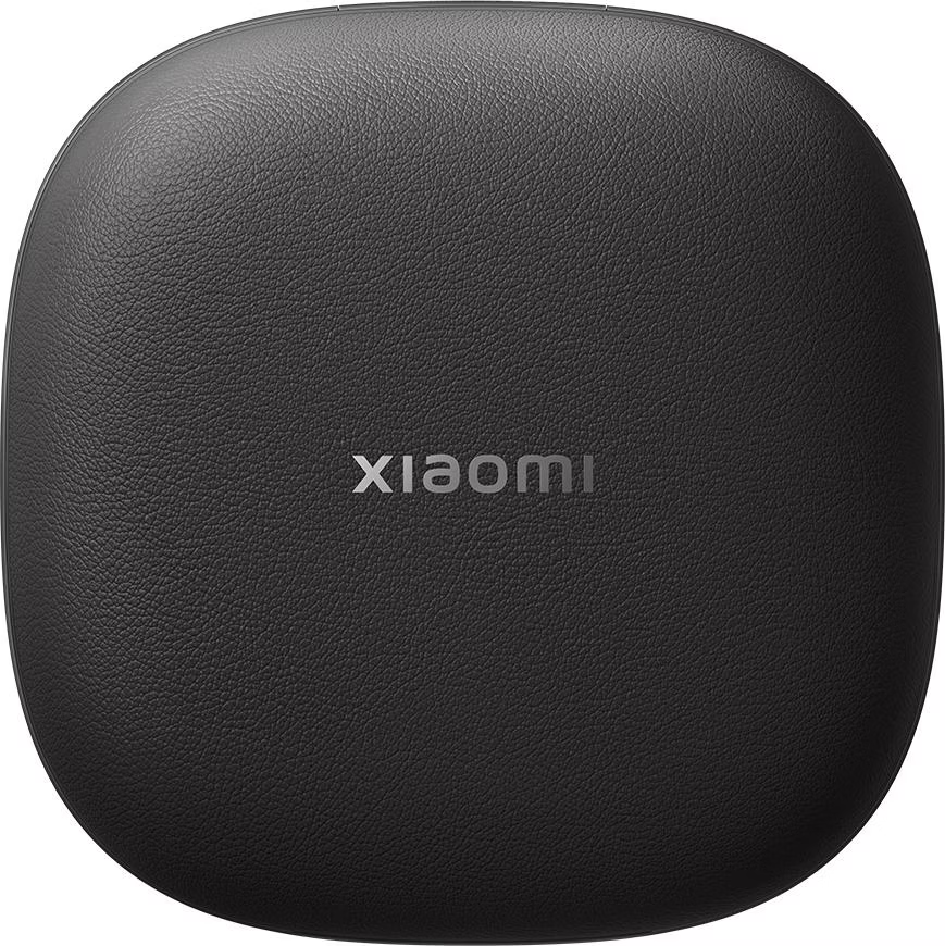 Egy fekete, lekerekített négyzet alakú Xiaomi eszköz. A felülete texturált, bőrhatású. A Xiaomi logója van nyomtatva.