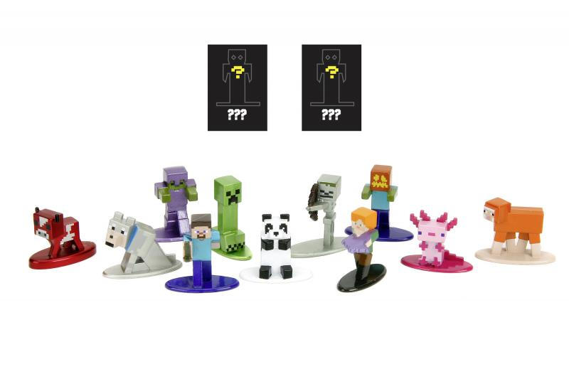Eine Sammlung von Minecraft-Charakterfiguren, darunter ein Fuchs, ein Pferd, ein Zombie, ein Creeper, ein Panda, ein Skelett und andere, auf Ständern.