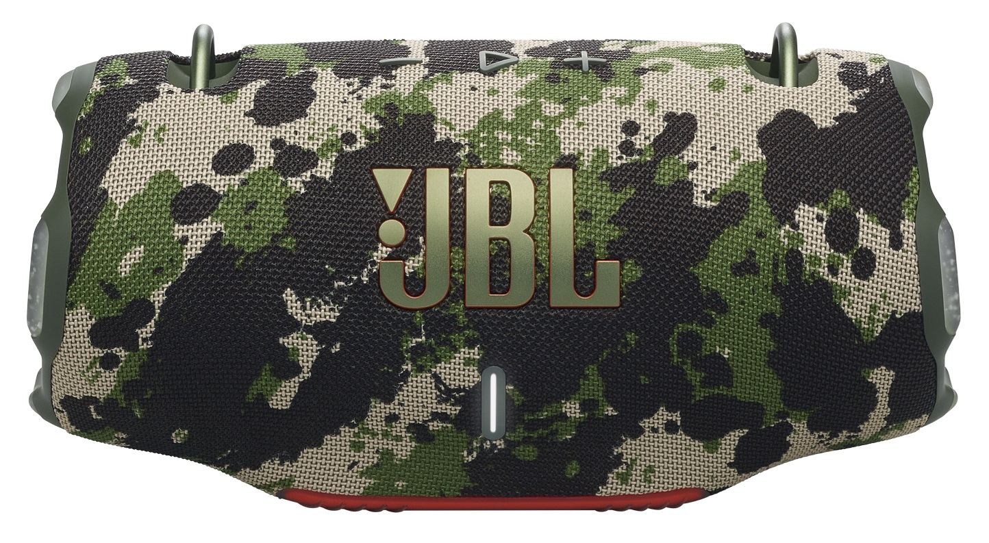 Głośnik JBL w kamuflażu. Ma wzór w kolorze zielonym, czarnym i beżowym. Logo JBL znajduje się na środku.
