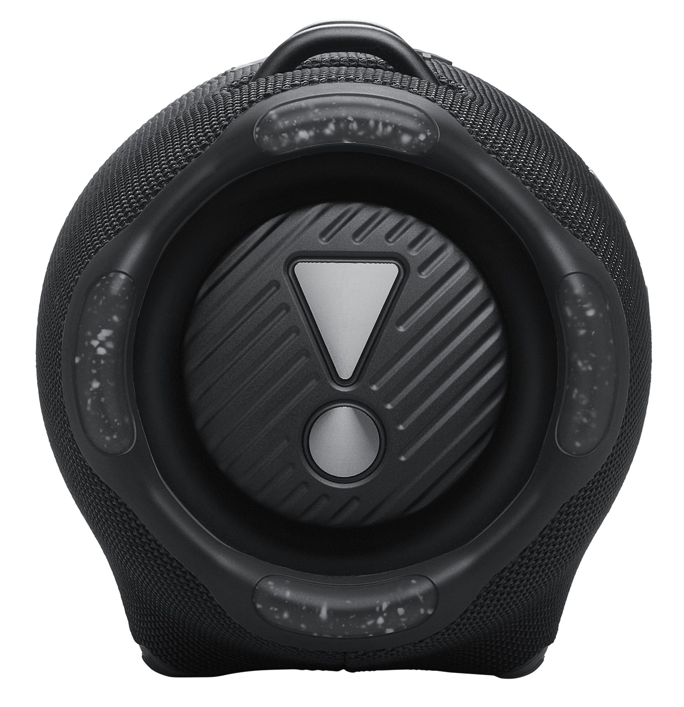 Czarny głośnik JBL. Ma uchwyt na górze i centralny panel z trójkątem i okręgiem. Głośnik na białym tle.