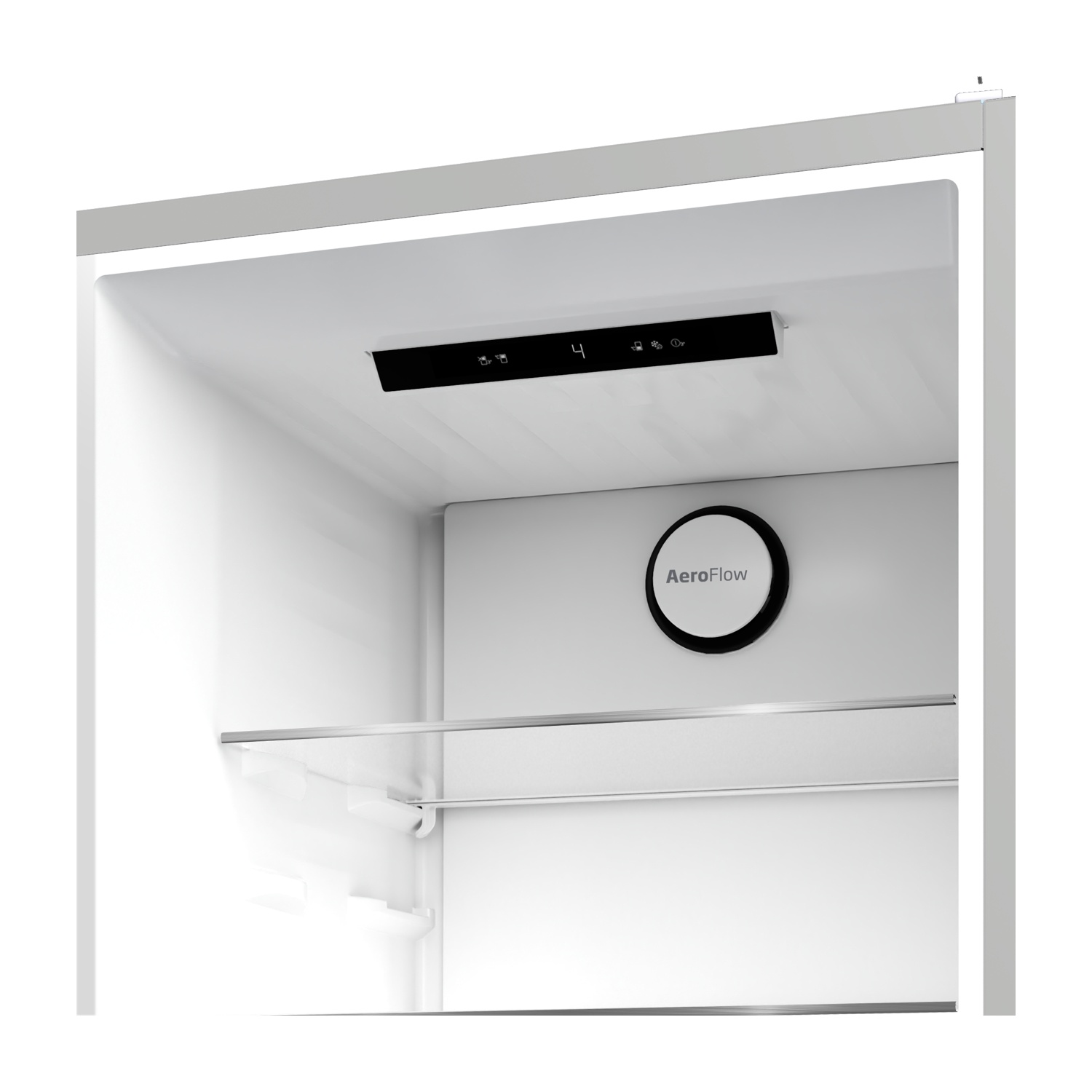 All'interno di un frigorifero bianco. Pannello di controllo nero con il numero 4 visibile. Logo 'AeroFlow' sulla parete.