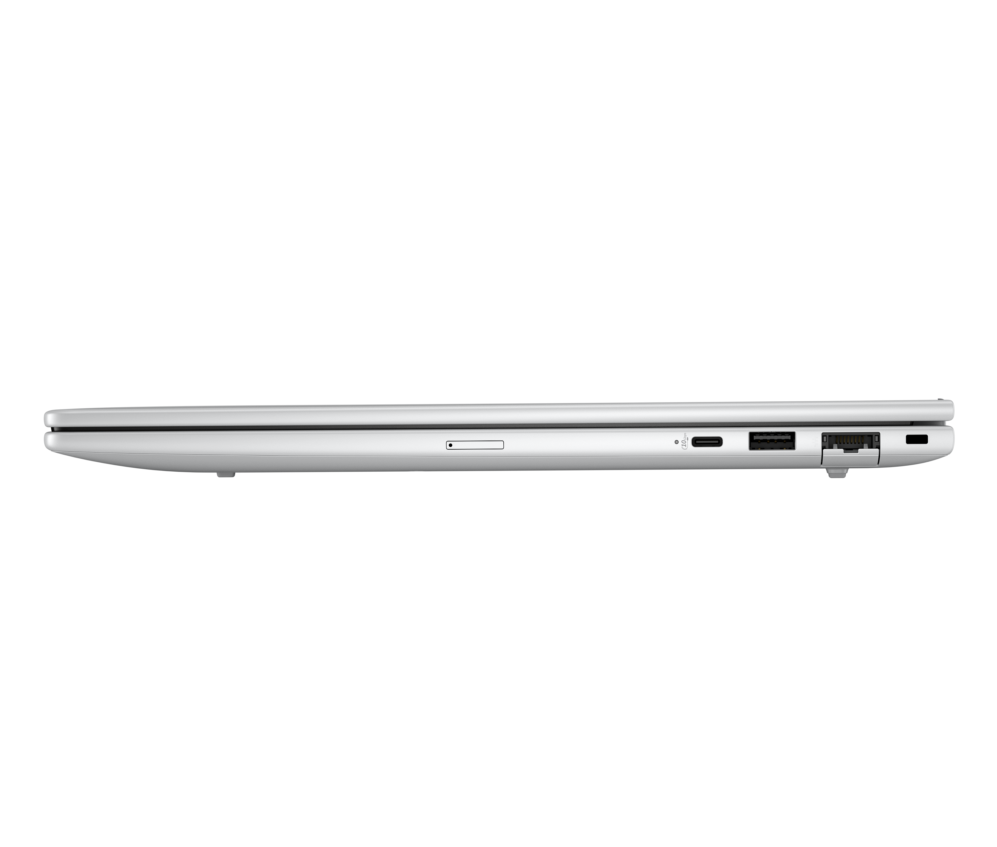 Seitenansicht eines silbernen Laptops. Sichtbar sind Anschlüsse für USB, USB-C, SD-Karte und Netzwerk, vor weißem Hintergrund.