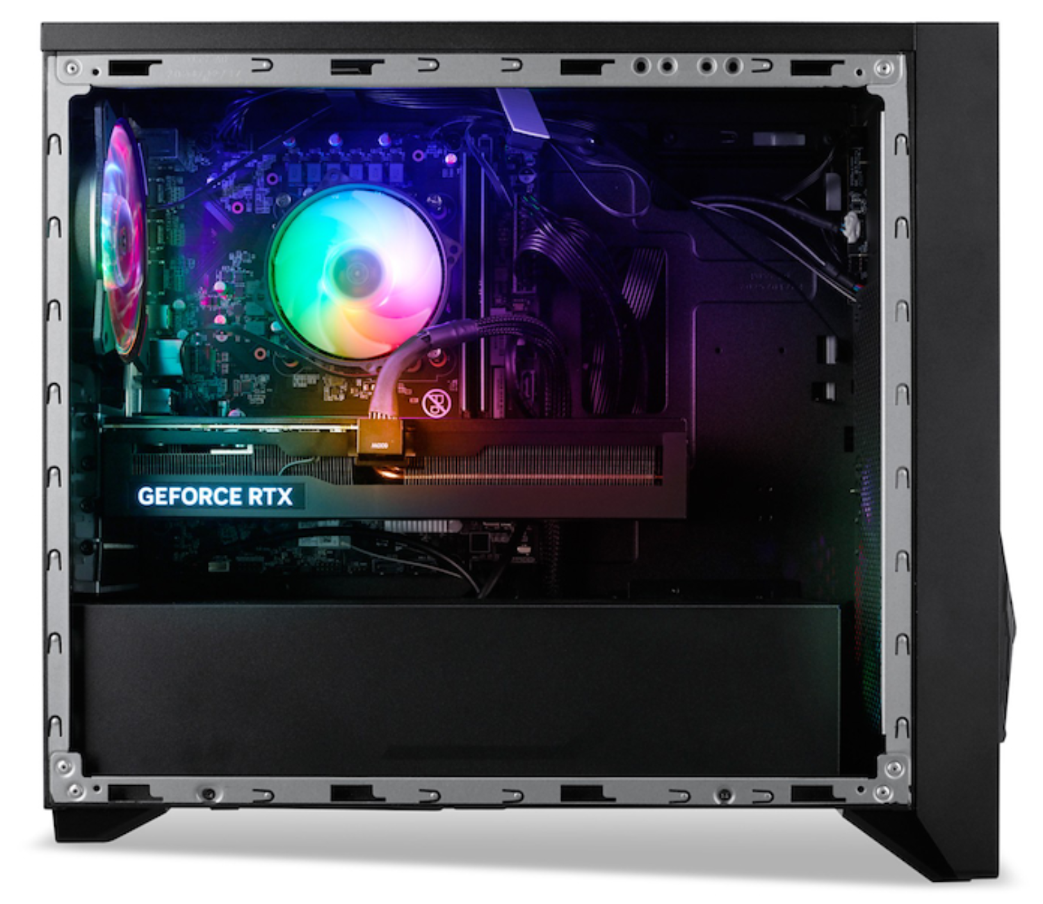 Dentro de una caja de ordenador, se ve una tarjeta gráfica GeForce RTX. Los componentes están iluminados con luces coloridas.