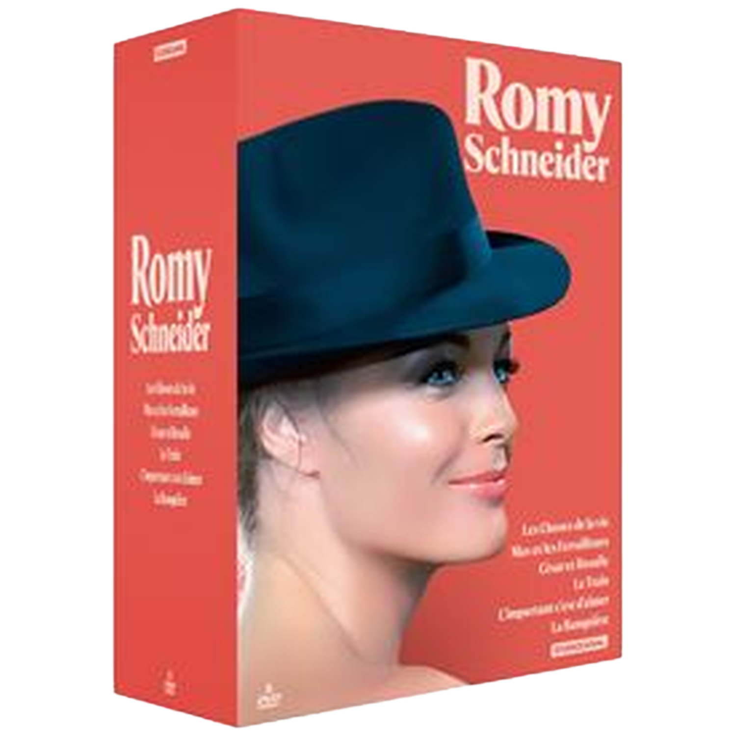 Een dvd-box met Romy Schneider met een hoed. De doos is rood met witte tekst. De cover toont haar gezicht.