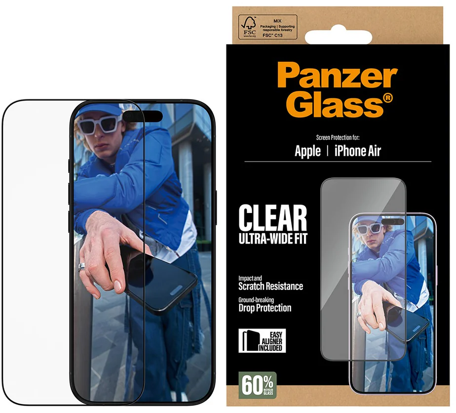 Eine Schirm-Schutzfolienbox mit einer Person, die ein Telefon hält. Text auf der Box: Panzer Glass, Clear, Ultra-Wide Fit.