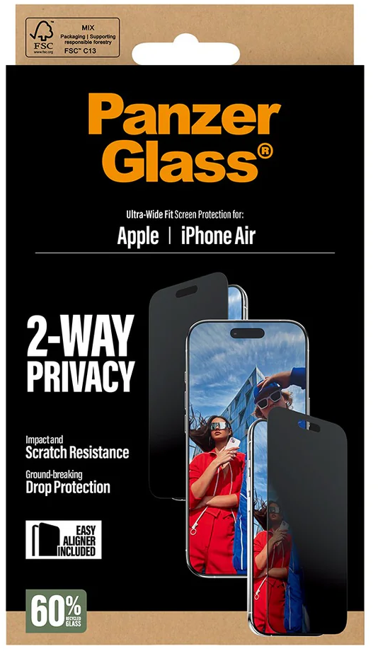 Eine Produktverpackung zeigt Panzer Glass Displayschutzfolie für iPhone Air. Sie zeigt Bilder von Handys, Personen und Text mit Funktionen.