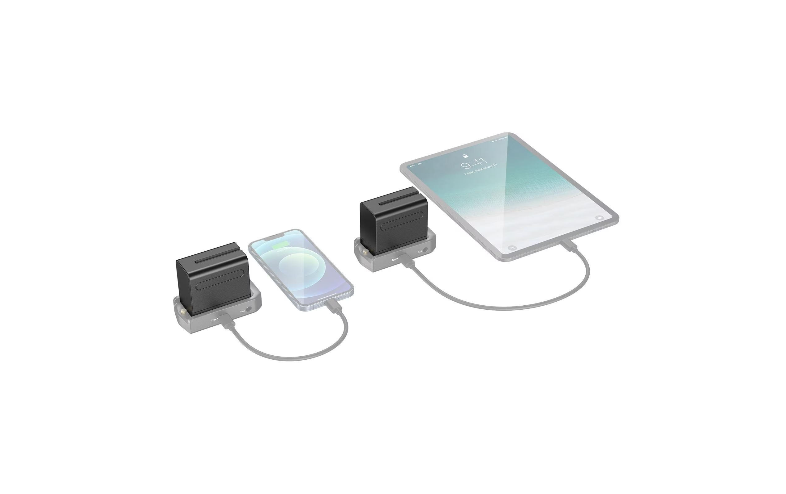 Trois appareils sont en charge : un téléphone et une tablette, chacun connecté à un chargeur, et un troisième chargeur.