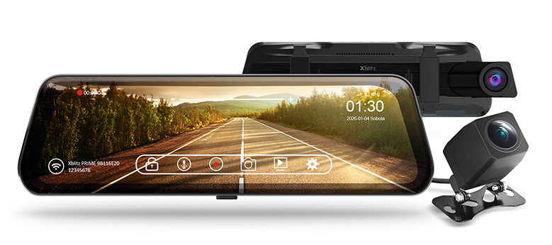 Zestaw kamery samochodowej, w tym ekran lustrzany z drogą, kamerą tylną i drugą kamerą na uchwycie.