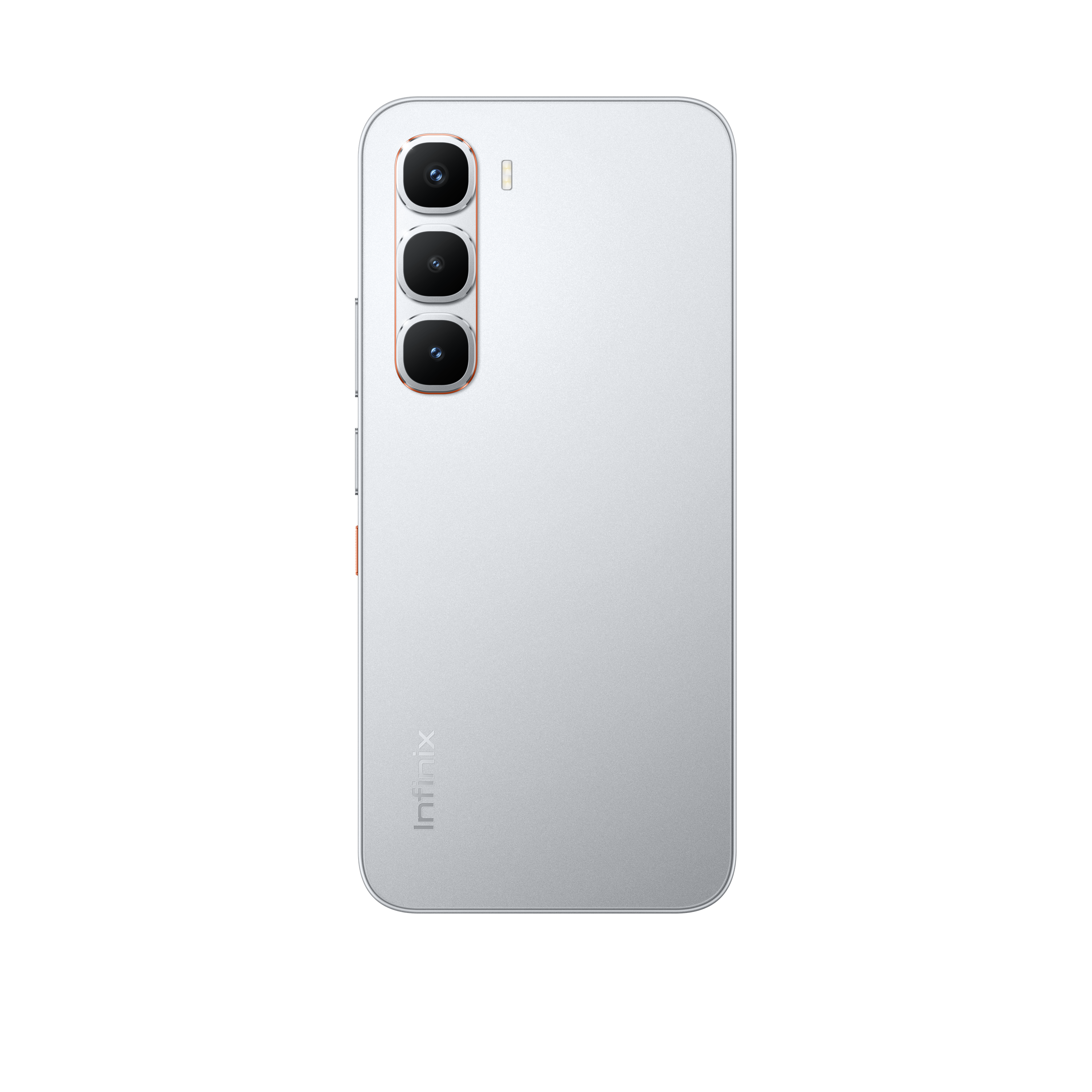 Gümüş grisi bir akıllı telefonun arkası, üç lensli, flaşlı. Infinix logosu. Siyah zemin.