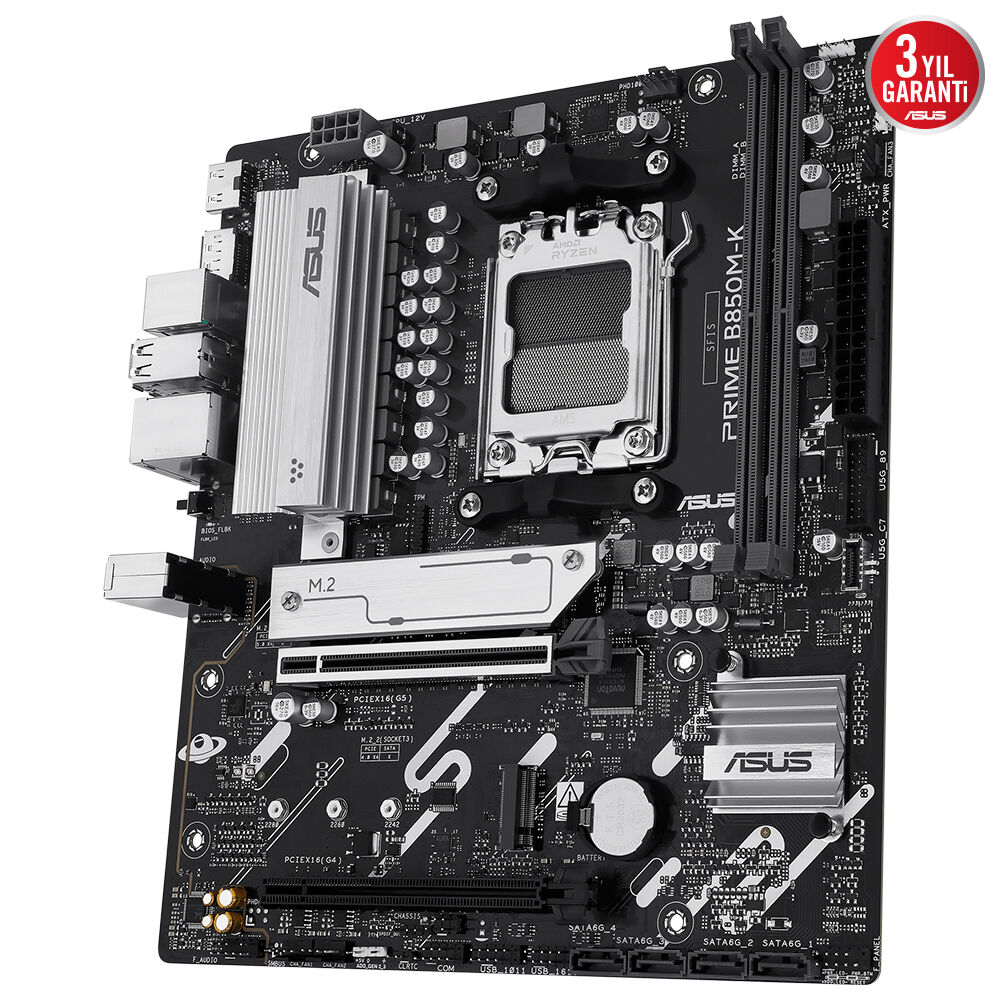 Siyah bir ASUS PRIME B850M-K anakart. Çeşitli bileşenlere, yuvalara ve soğutuculara sahiptir. ASUS logosu görülebilir.