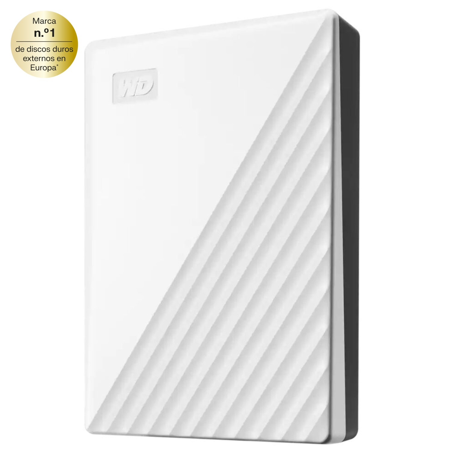 Un disco duro portátil color blanco de western digital con una insignia en la izquierda que dice marca numero uno de discos duros externos en Europa