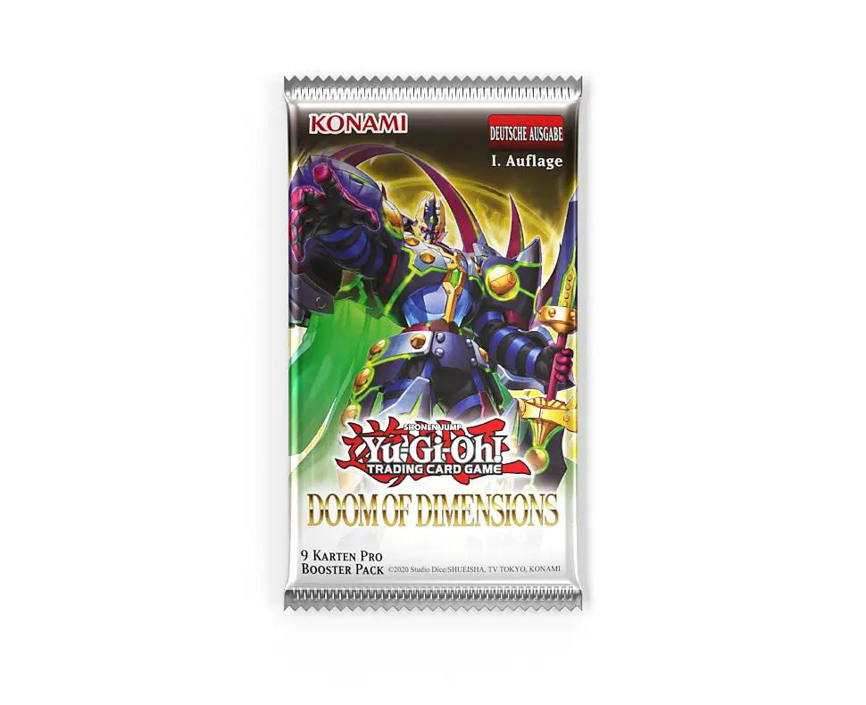 Eine Yu-Gi-Oh!-Kartenpackung mit einem Monster. Text enthält 'DOOM OF DIMENSIONS' und 'KONAMI'. Deutsche Ausgabe.