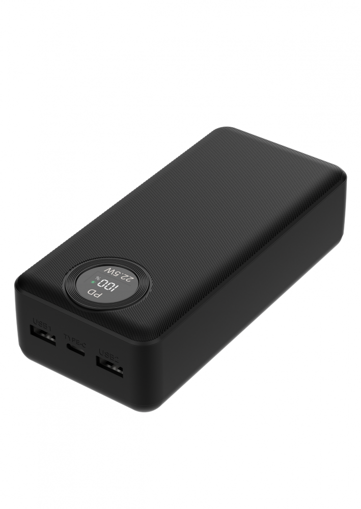 Fekete power bank digitális kijelzővel, amely 100%-os töltöttséget mutat. USB és Type-C portokkal rendelkezik.