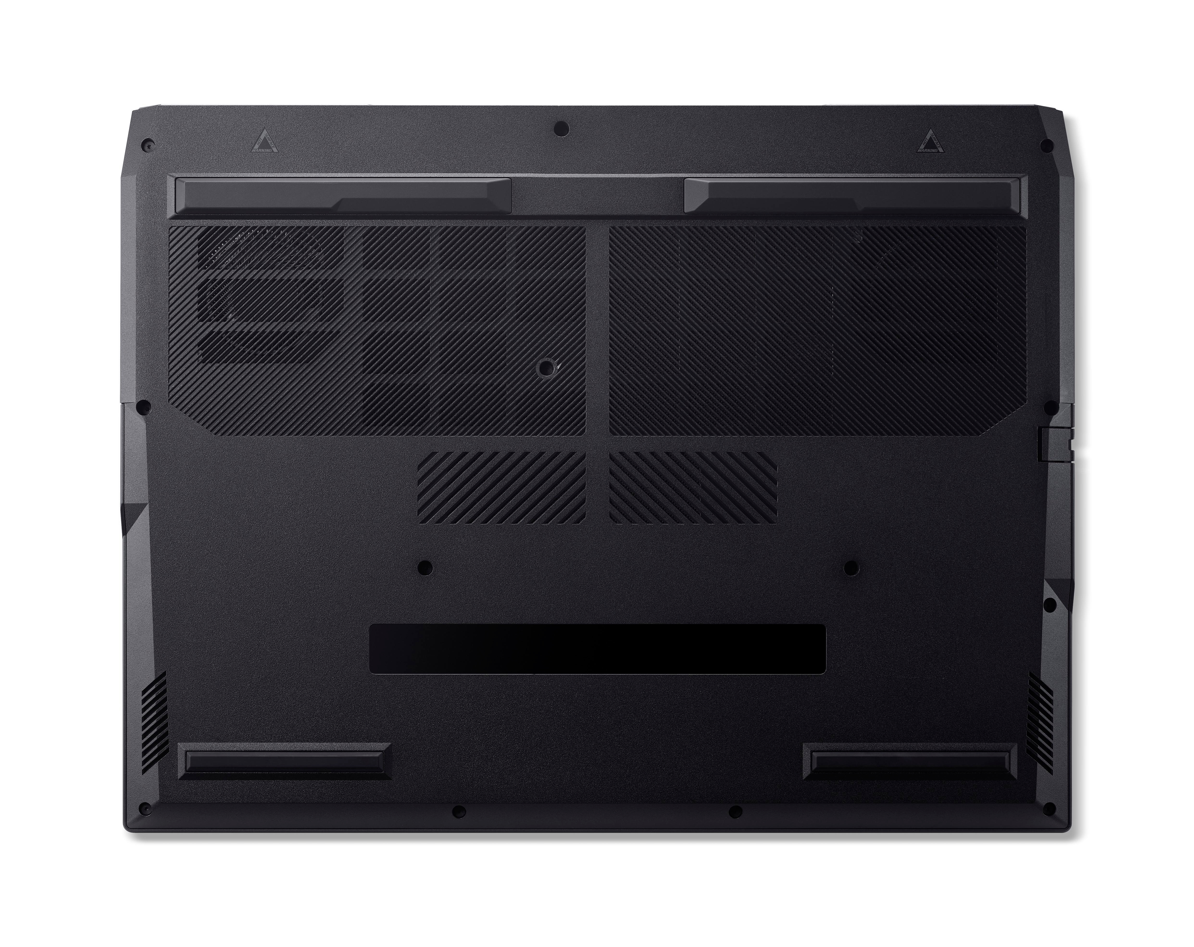 Schwarzer Laptop-Boden mit Lüftungsschlitzen, strukturierten Oberflächen und Schraubenlöchern auf weißem Grund.