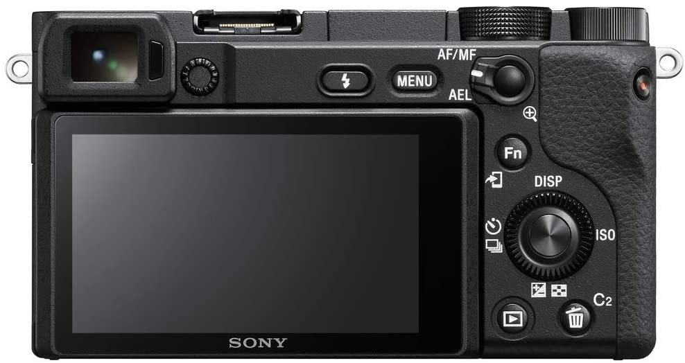 Siyah bir Sony kameranın arkası, düğmeler, ekran ve vizör. Ekran boş siyah bir görüntü gösteriyor.
