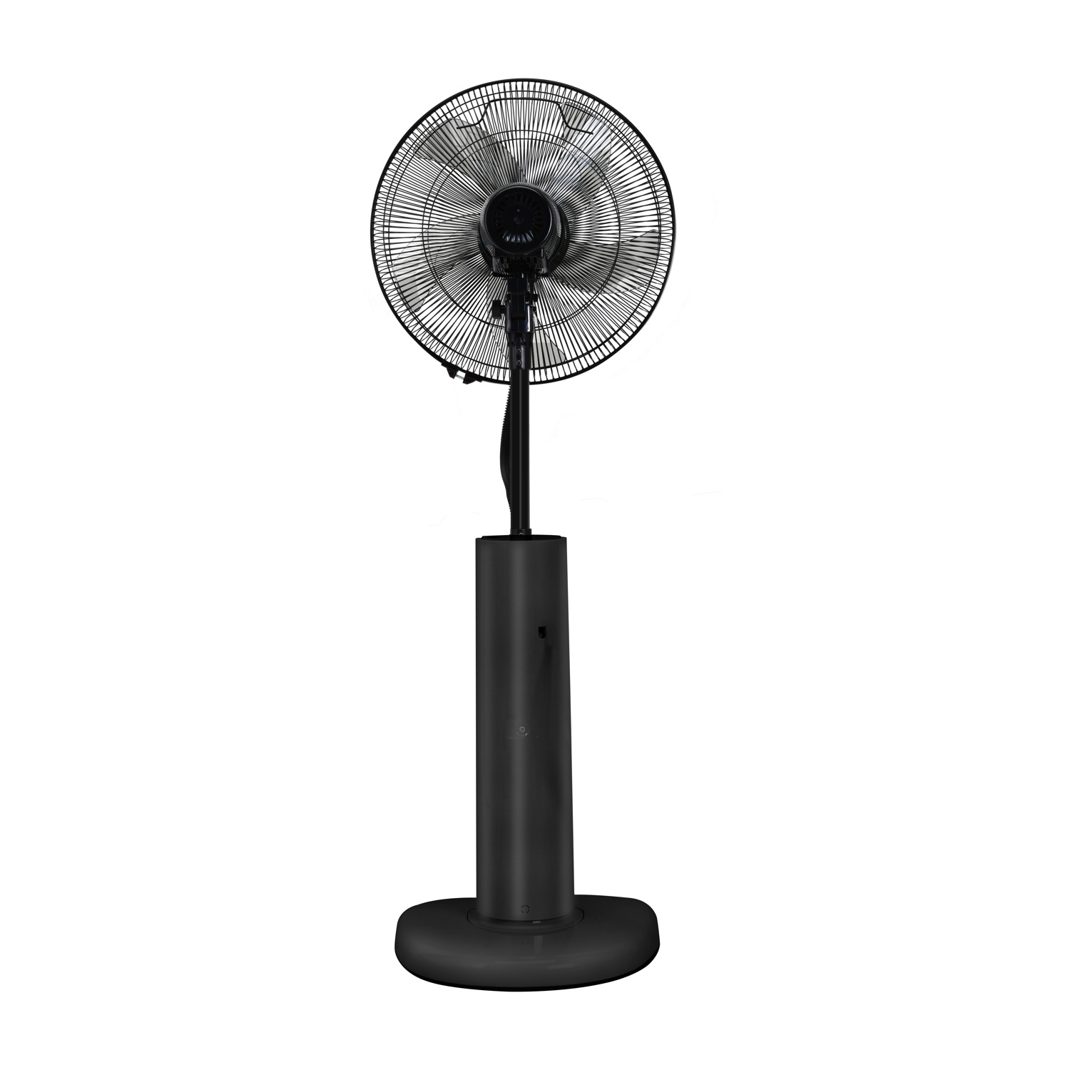 Un ventilatore nero oscillante su sfondo bianco. Ha una gabbia circolare, pale e un supporto alto.