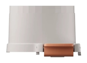 Białe i brązowe prostokątne urządzenie z małą brązową prostokątną częścią na dole.