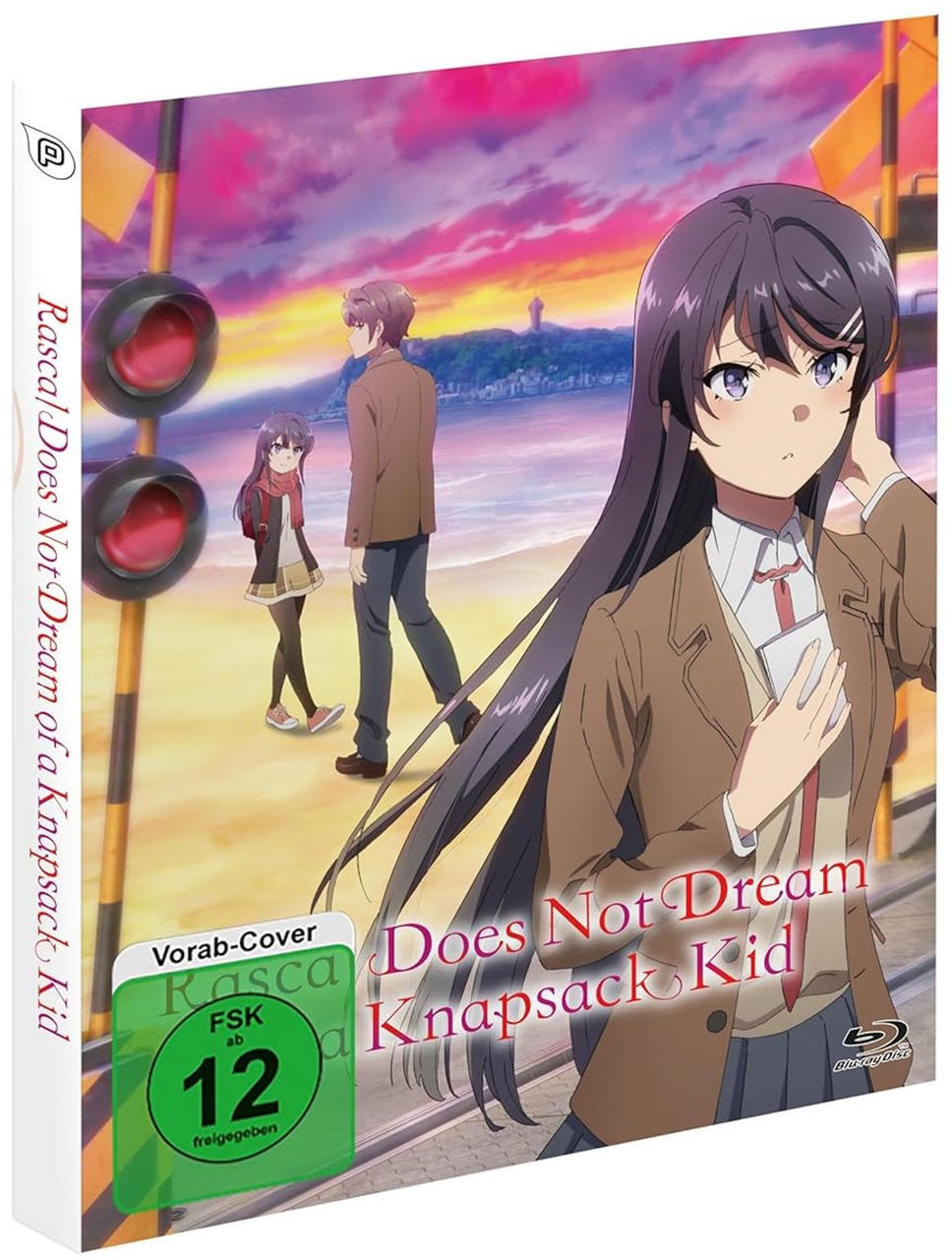 Anime-DVD-Cover. Ein Mädchen mit langen dunklen Haaren steht, andere Figuren im Hintergrund. Der Titel lautet "Does Not Dream Knapsack Kid".