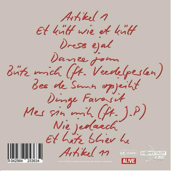 Albumcover mit rotem, handgeschriebenem Text auf grauem Hintergrund. Enthält einen Barcode und Logos.