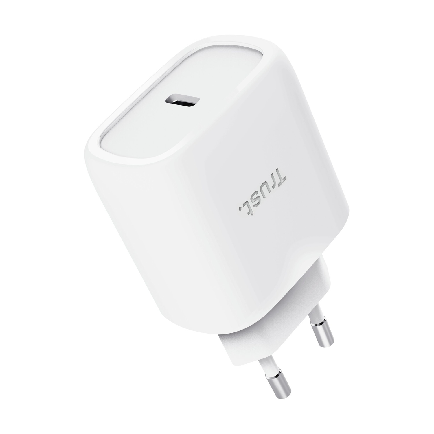 Un caricatore da muro Trust bianco con porta USB-C e spina a due poli su sfondo bianco.
