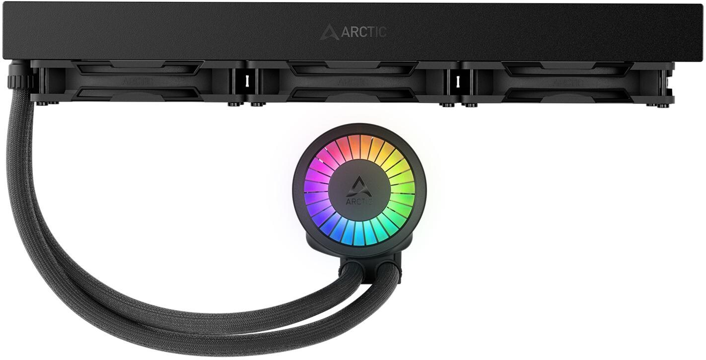 Dissipatore a liquido nero per computer con pompa circolare e luci LED arcobaleno. Tubi intrecciati collegati a un radiatore con ventole.