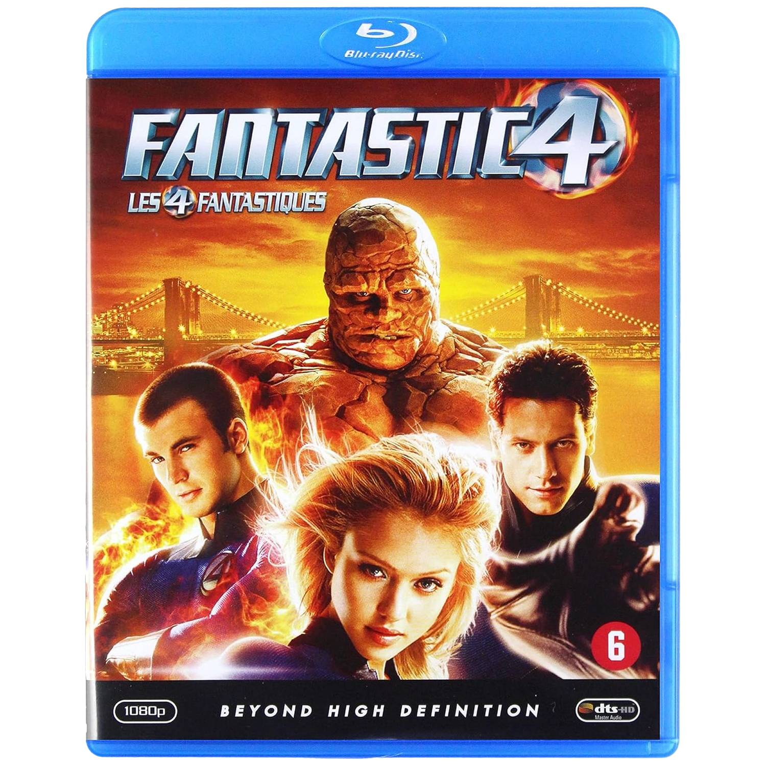 Couverture Blu-ray de Fantastic Four avec les personnages et un pont en arrière-plan. Le titre est visible.