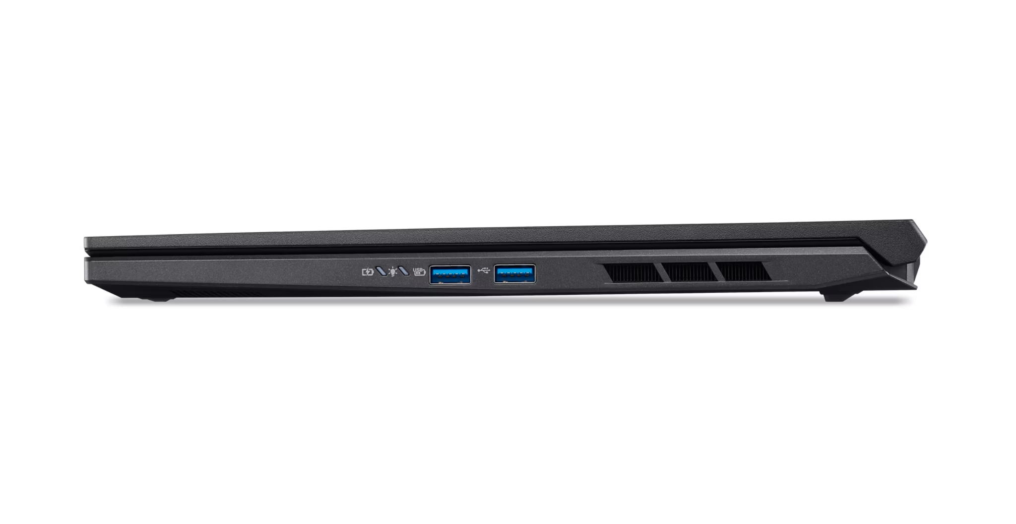 Seitenansicht eines schwarzen Laptops. USB-Anschlüsse und Lüftungsschlitze sind sichtbar. Der Laptop befindet sich auf einer weißen Oberfläche mit schwarzem Hintergrund.