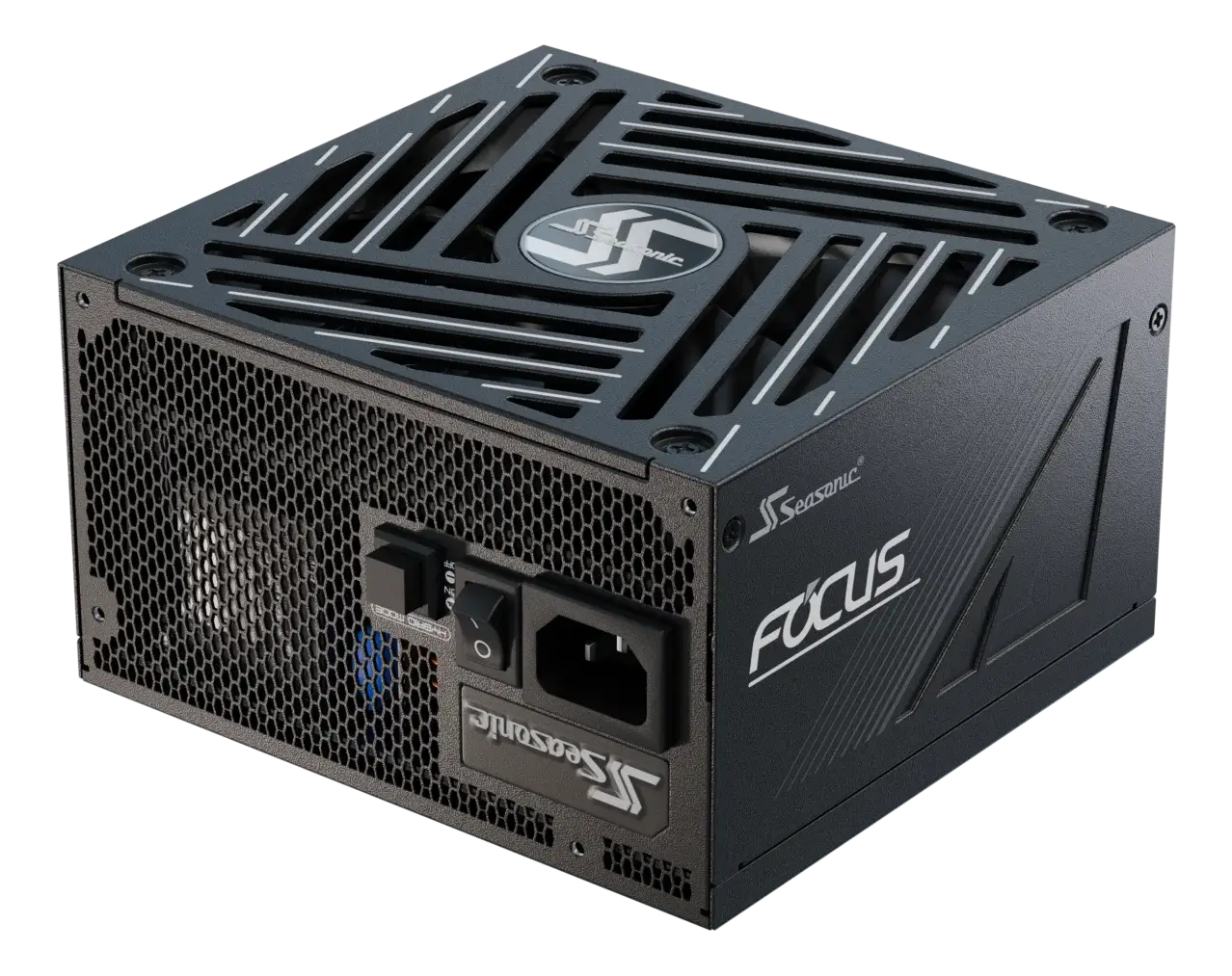 Un bloc d'alimentation Seasonic Focus noir. Il a un côté en maille et un dessus avec ventilation. Le mot "Focus" est visible.