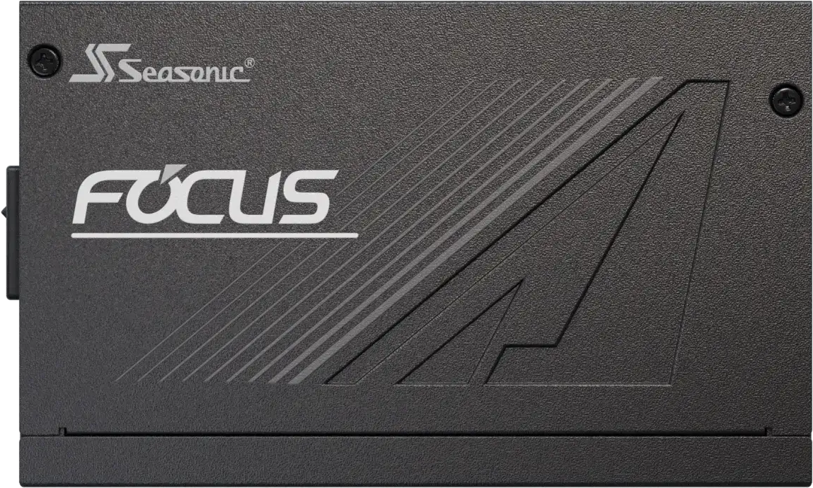 Bloc d'alimentation Seasonic FOCUS noir. Le texte blanc indique FOCUS. Lignes obliques et le logo Seasonic sont visibles.