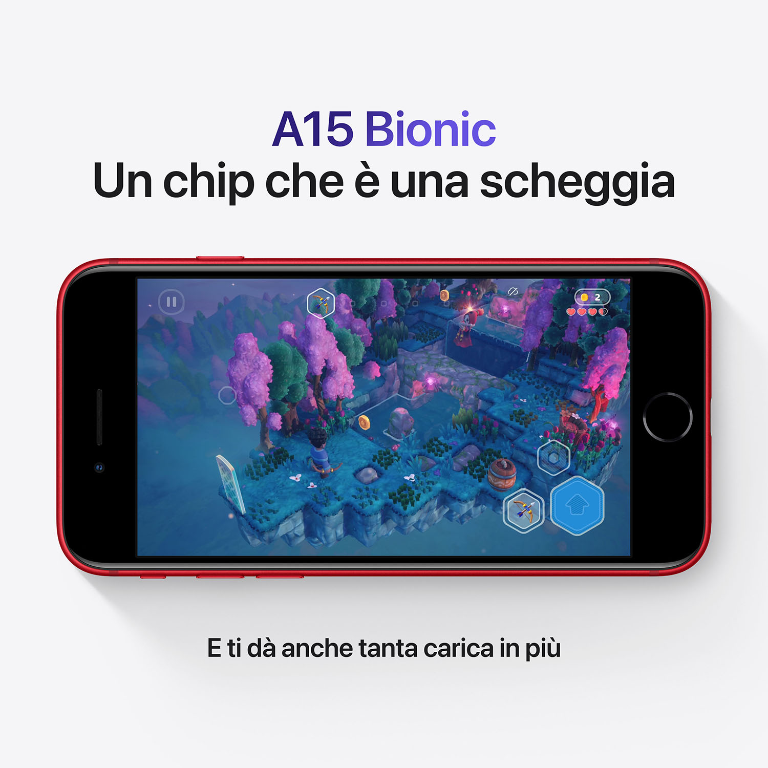 iPhone rosso con scena di gioco. Testo: 'A15 Bionic' e 'Un chip che è una scheggia'.