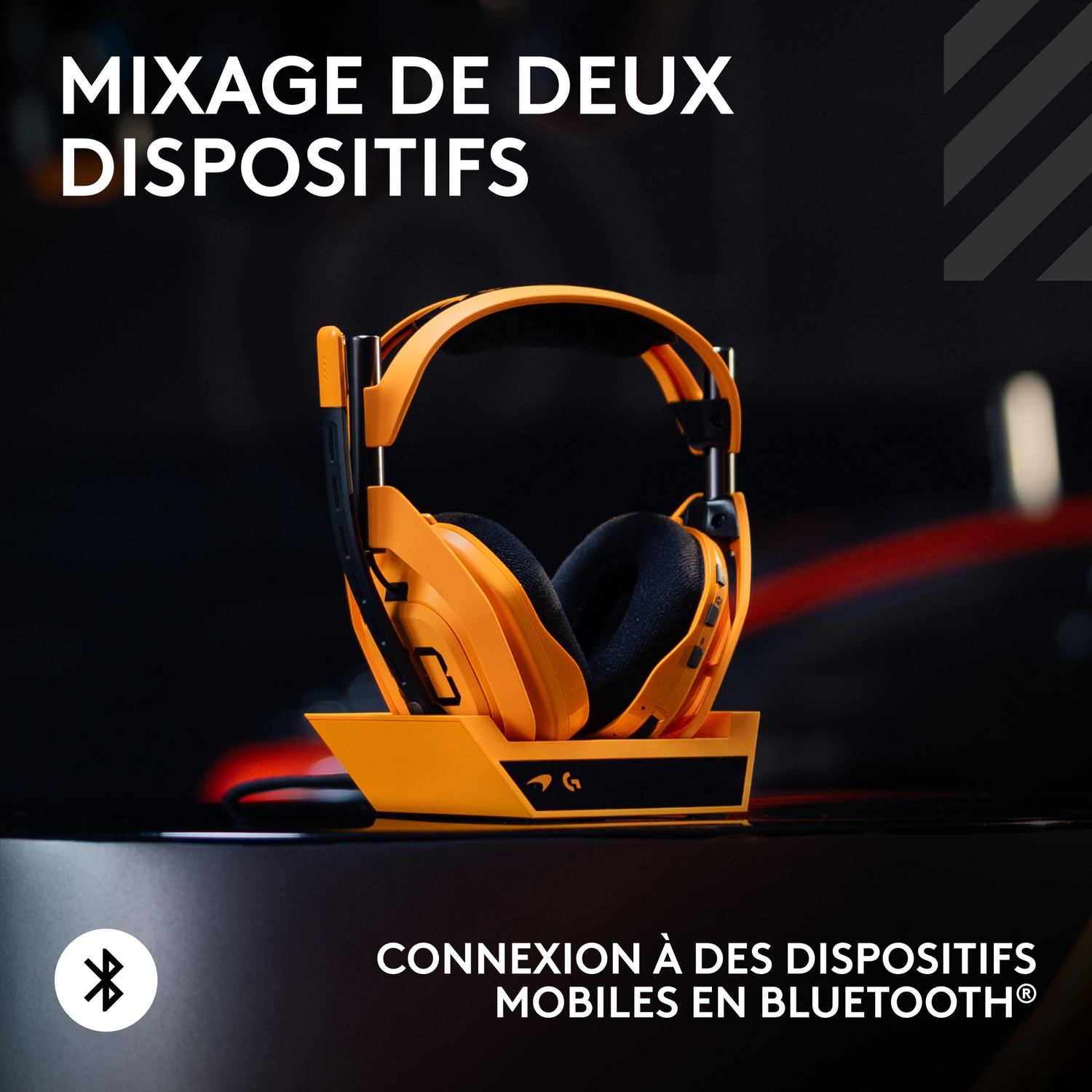 Un casque orange sur un support noir. Texte : 'Mixage de deux dispositifs' et 'Connexion à des dispositifs mobiles en Bluetooth'.