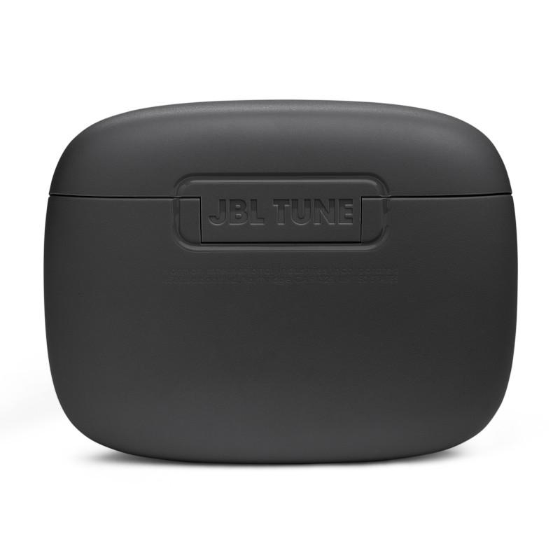 Ein schwarzes JBL TUNE Kopfhörer-Ladeetui. Das JBL TUNE-Logo ist oben sichtbar. Das Etui hat eine glatte, matte Oberfläche.