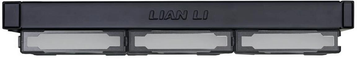 Componente per computer nero con il marchio 'LIAN LI'. Ha tre scomparti con interni color argento.
