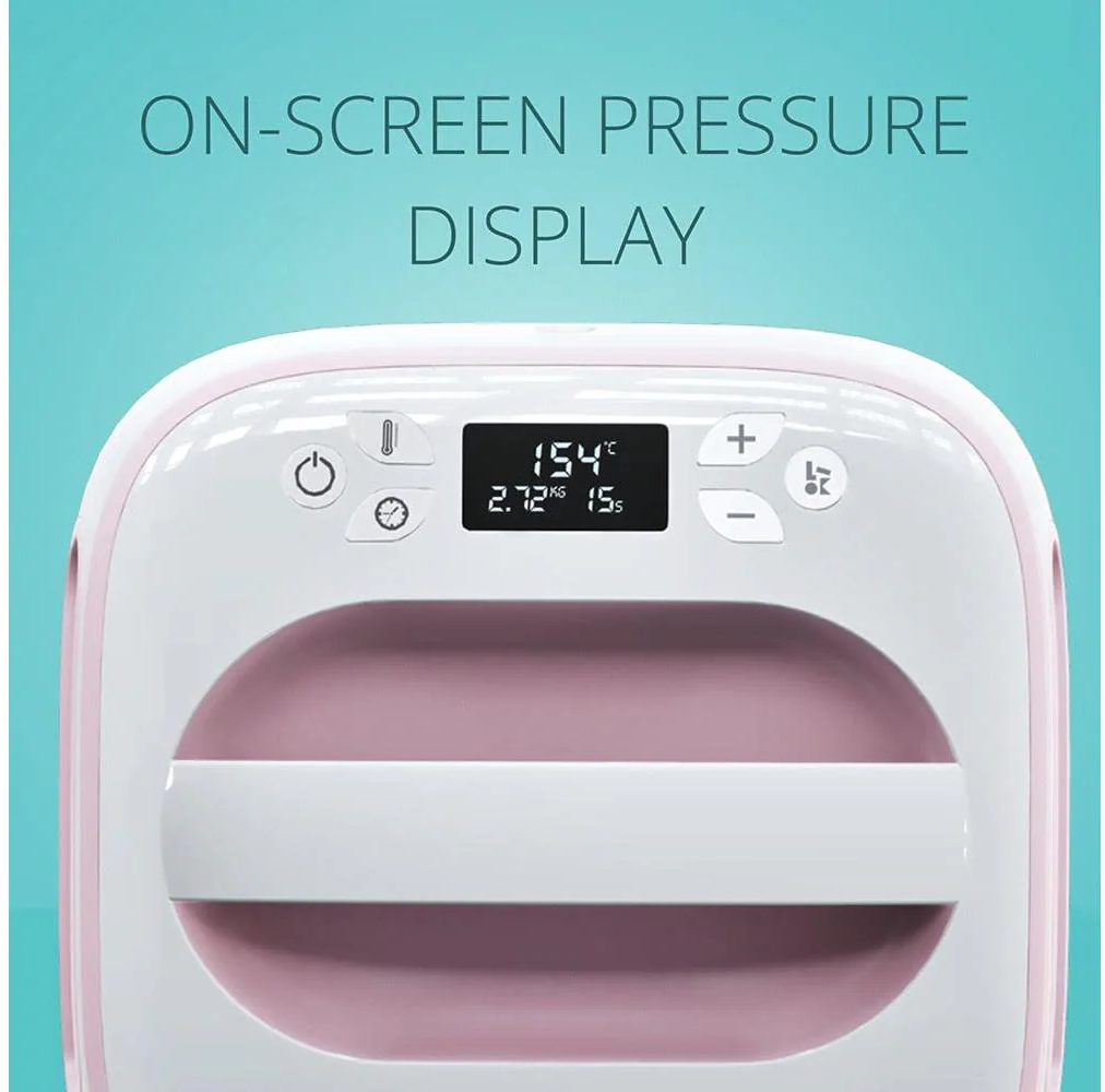 Rosa und weiße Heizpresse mit Digitalanzeige, die Temperatur und Zeit anzeigt. Der Text oben lautet 'ON-SCREEN PRESSURE DISPLAY'.