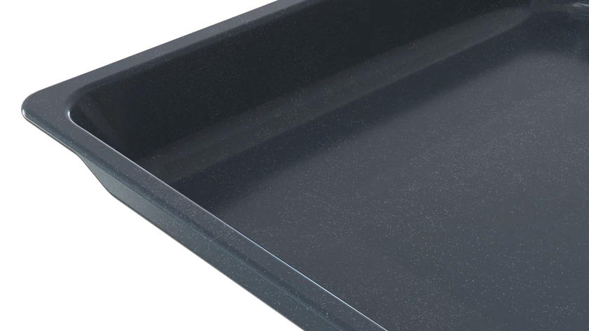 Primer plano de una bandeja rectangular gris oscuro. La bandeja está vacía, con una superficie ligeramente texturizada y bordes redondeados.